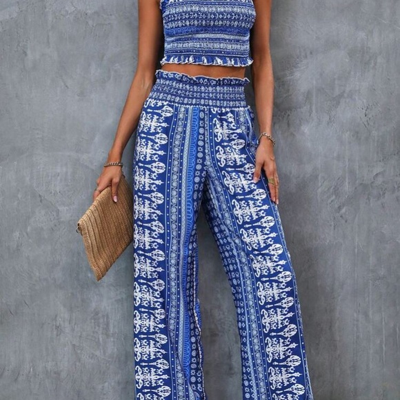 All Over Print Cami Top & Wide Leg Pants - Picture 4 of 6